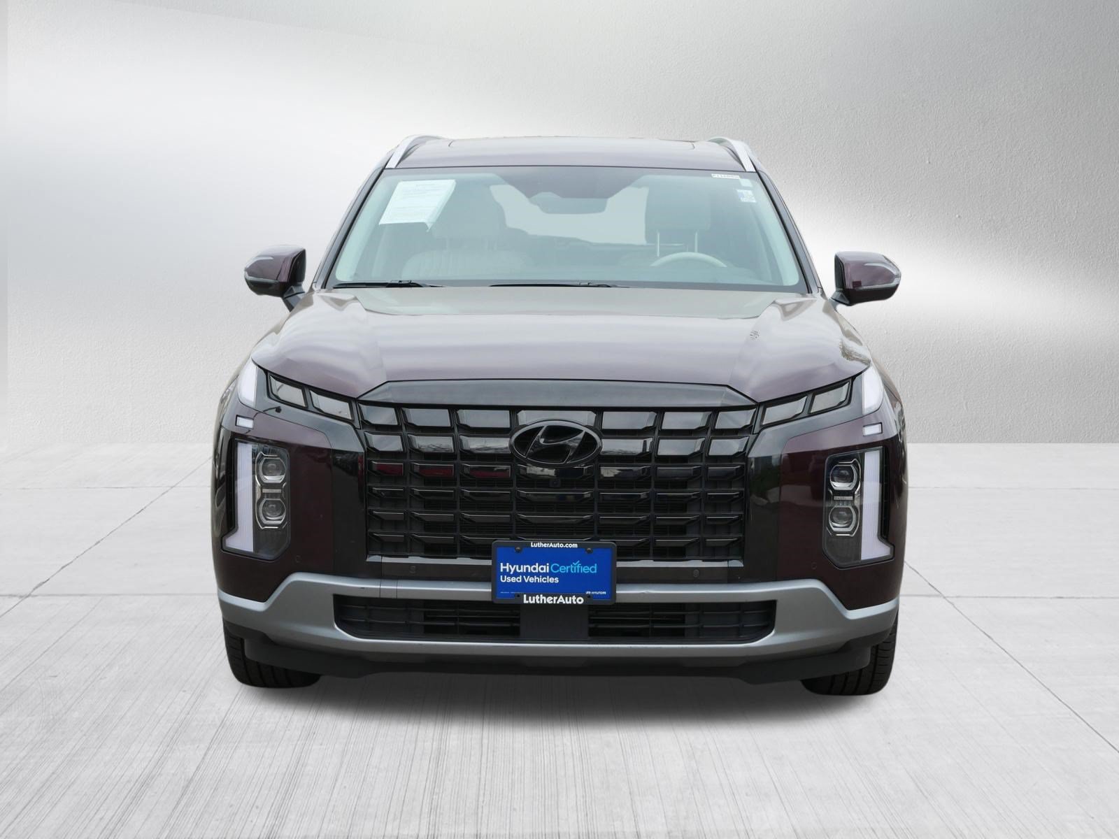 Certified 2023 Hyundai Palisade Limited AWD/4WD image 2