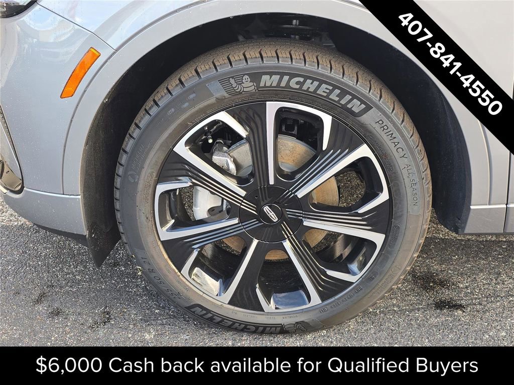 New 2025 Lincoln Nautilus Reserve image 9