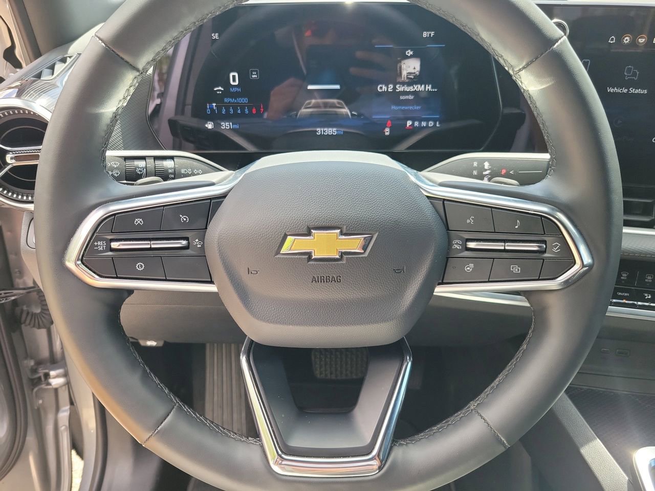 Used 2025 Chevrolet Equinox LT image 16