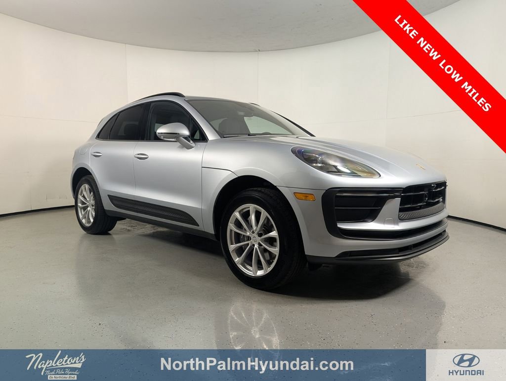 Used 2025 Porsche Macan w/ Premium Package Plus