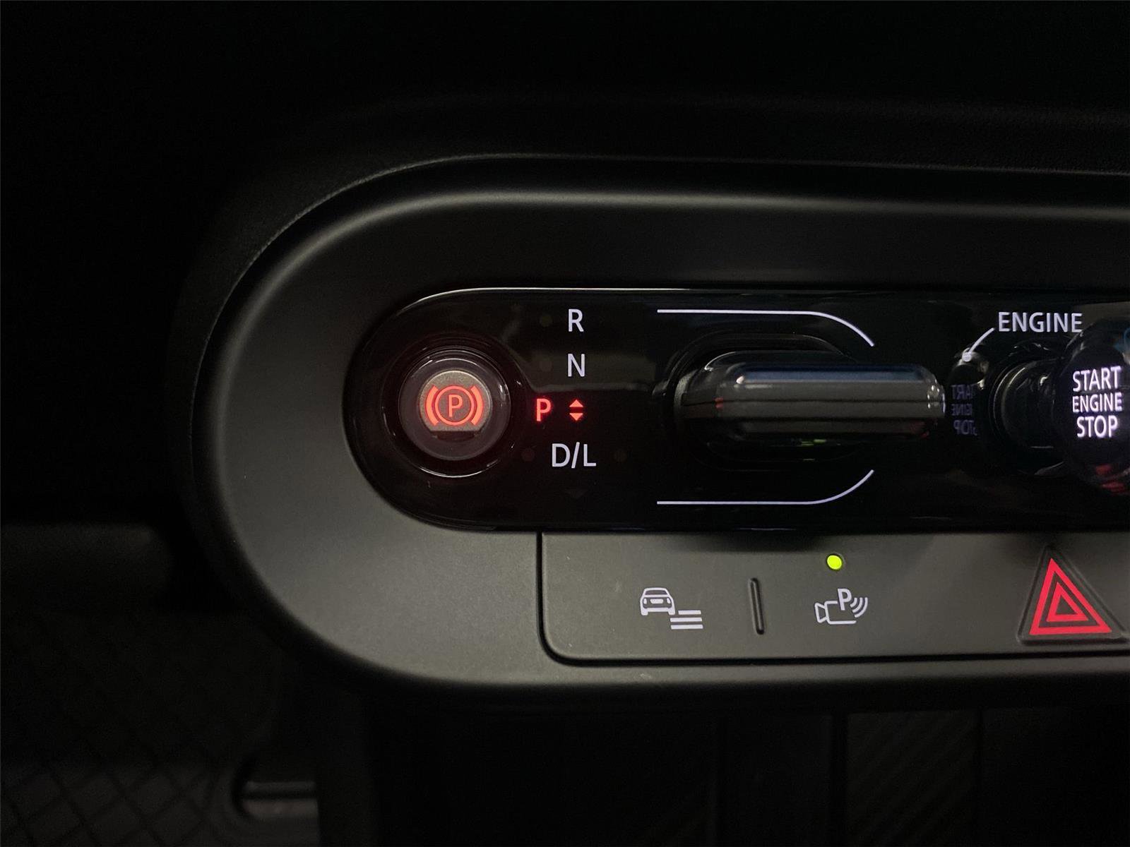 Certified 2025 MINI Cooper 4-Door Hardtop image 26