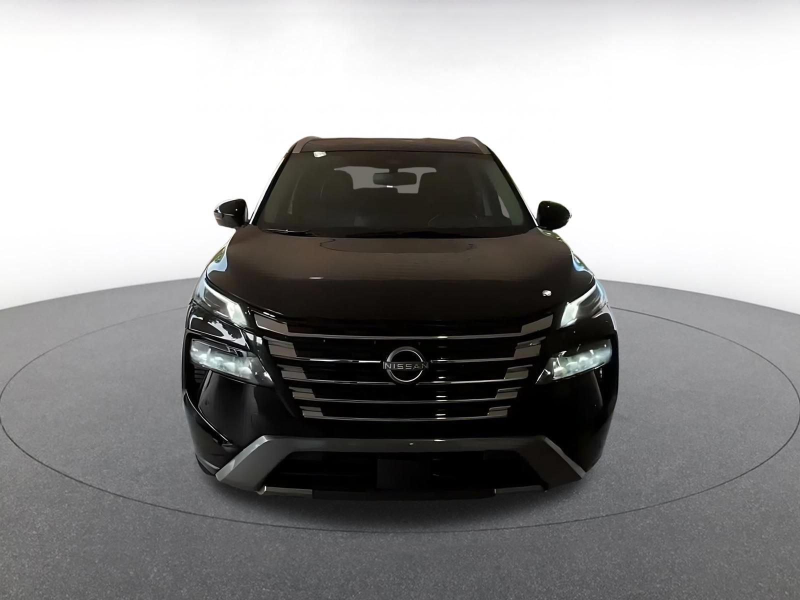Used 2026 Nissan Rogue SL FWD image 4
