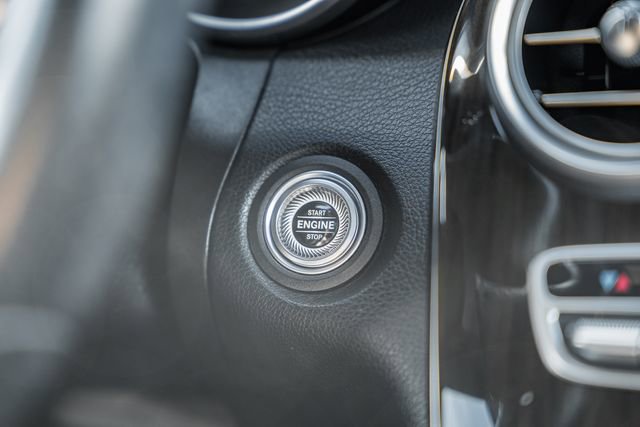 Used 2020 Mercedes-Benz GLC 300 GLC 300 image 28