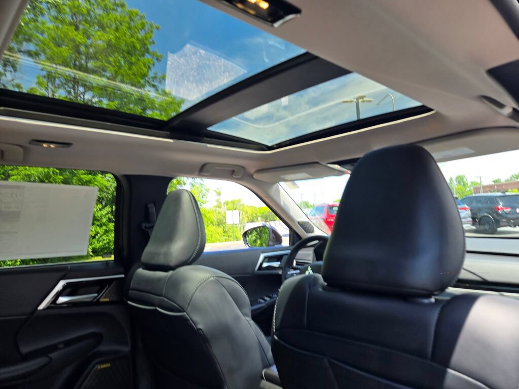 New 2026 Mitsubishi Outlander SE AWD/4WD image 9