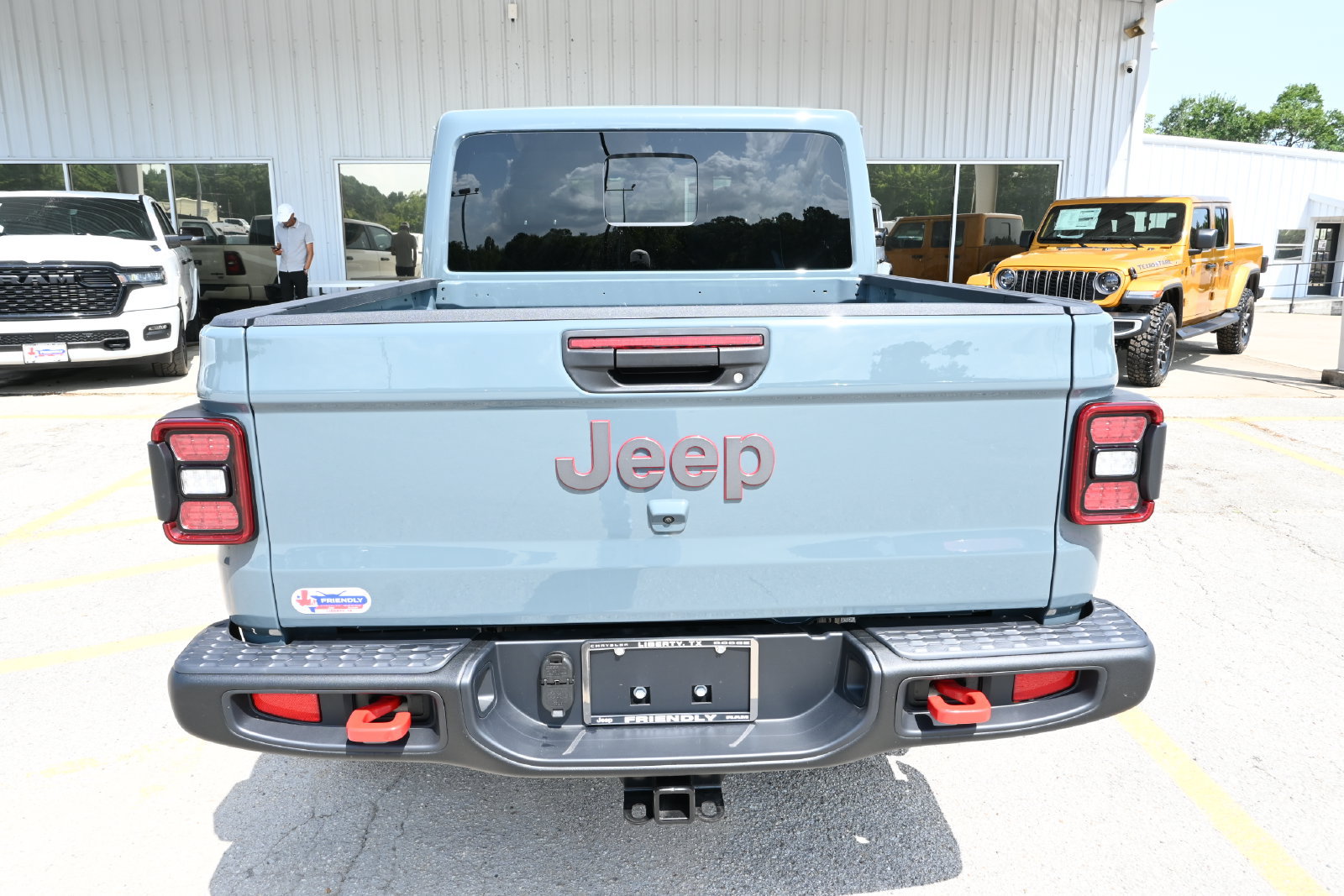New 2026 Jeep Gladiator Rubicon w/ Steel Power Dome Hood Package AWD/4WD image 30