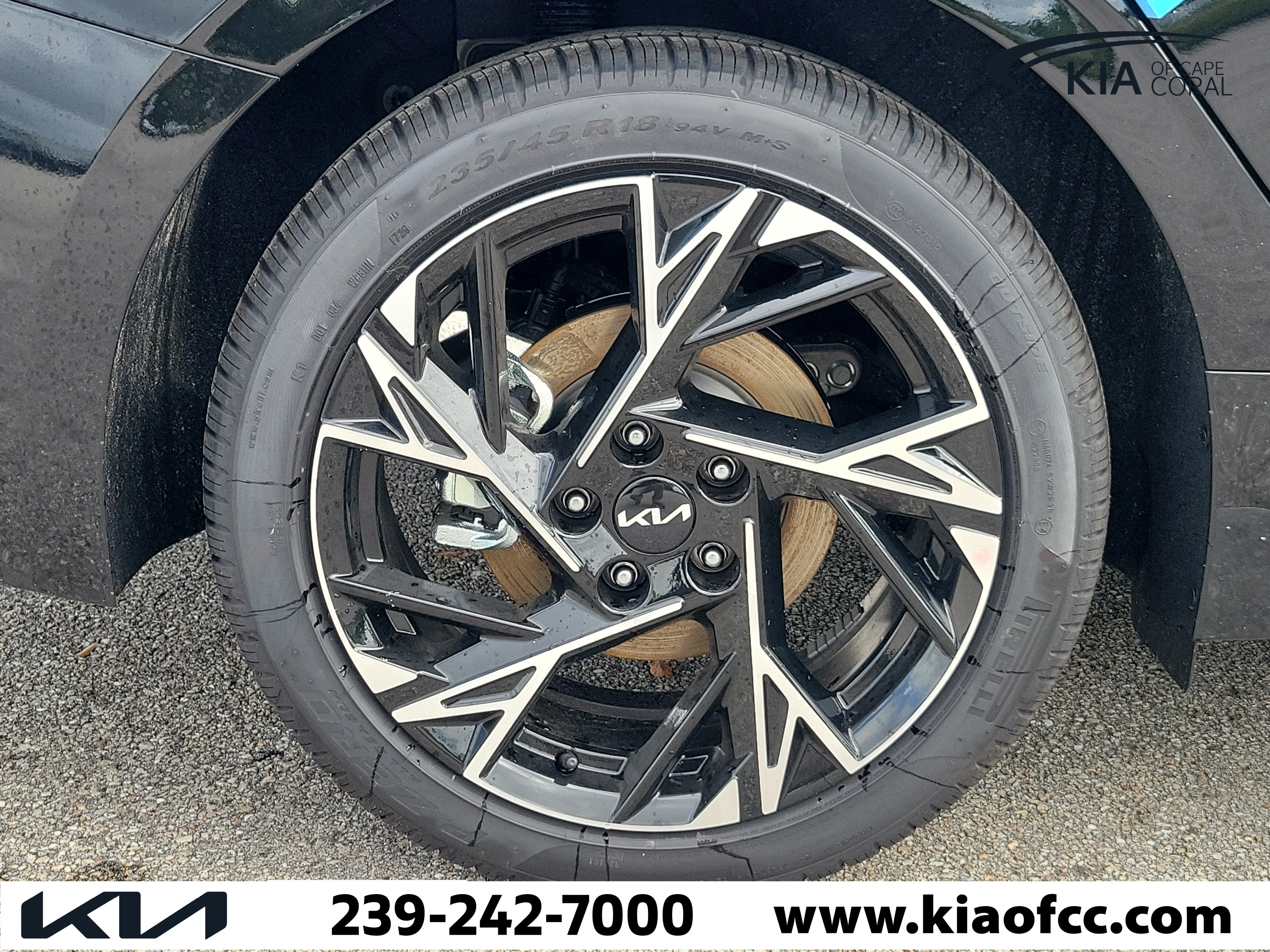 New 2026 Kia K5 GT-Line w/ GT-Line Red Interior Package FWD image 9