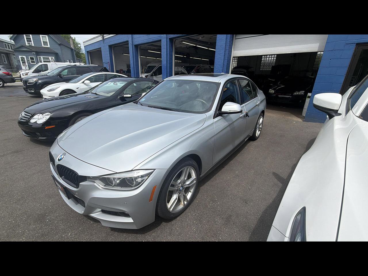 Used 2018 BMW 340i xDrive Sedan w/ Premium Package AWD/4WD image 1