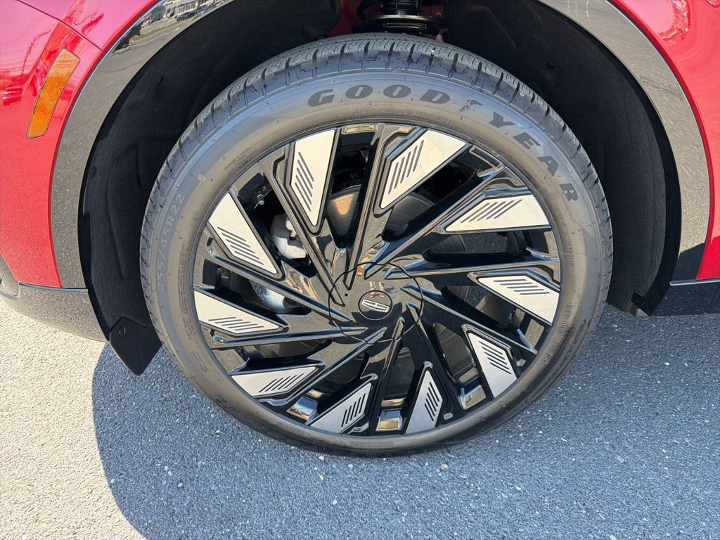 New 2026 Lincoln Nautilus Reserve w/ Jet Appearance Package AWD/4WD image 13
