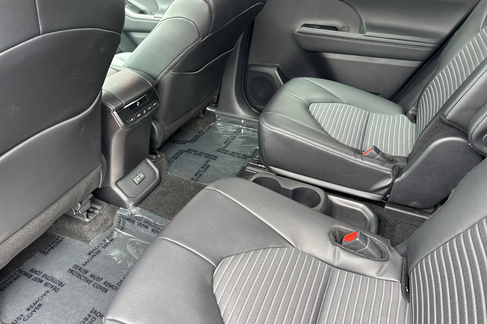 Certified 2026 Toyota Highlander XSE AWD/4WD image 16