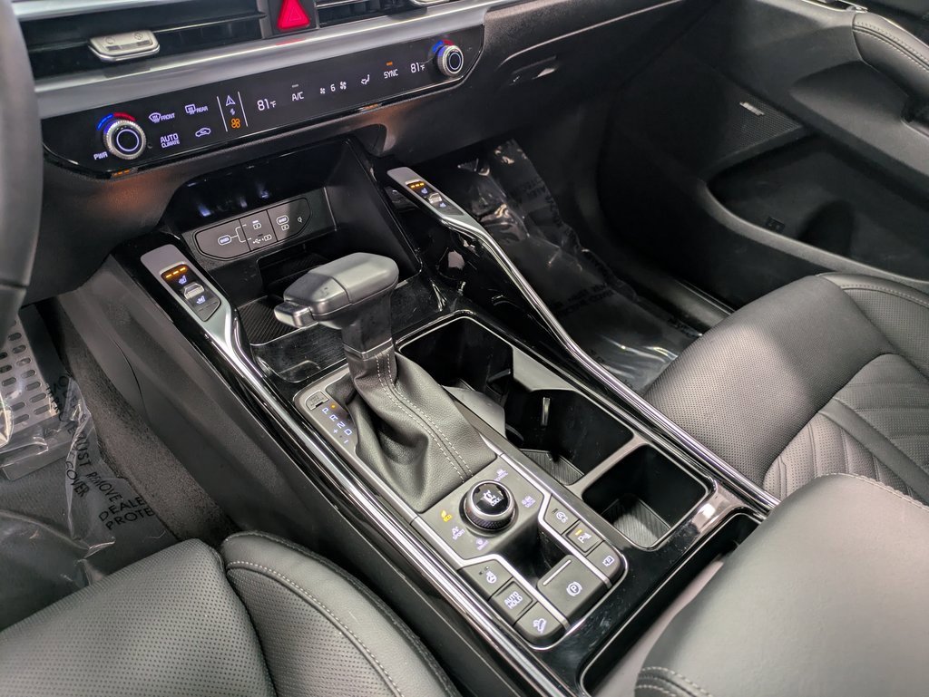 Certified 2024 Kia Sorento SX Prestige image 14