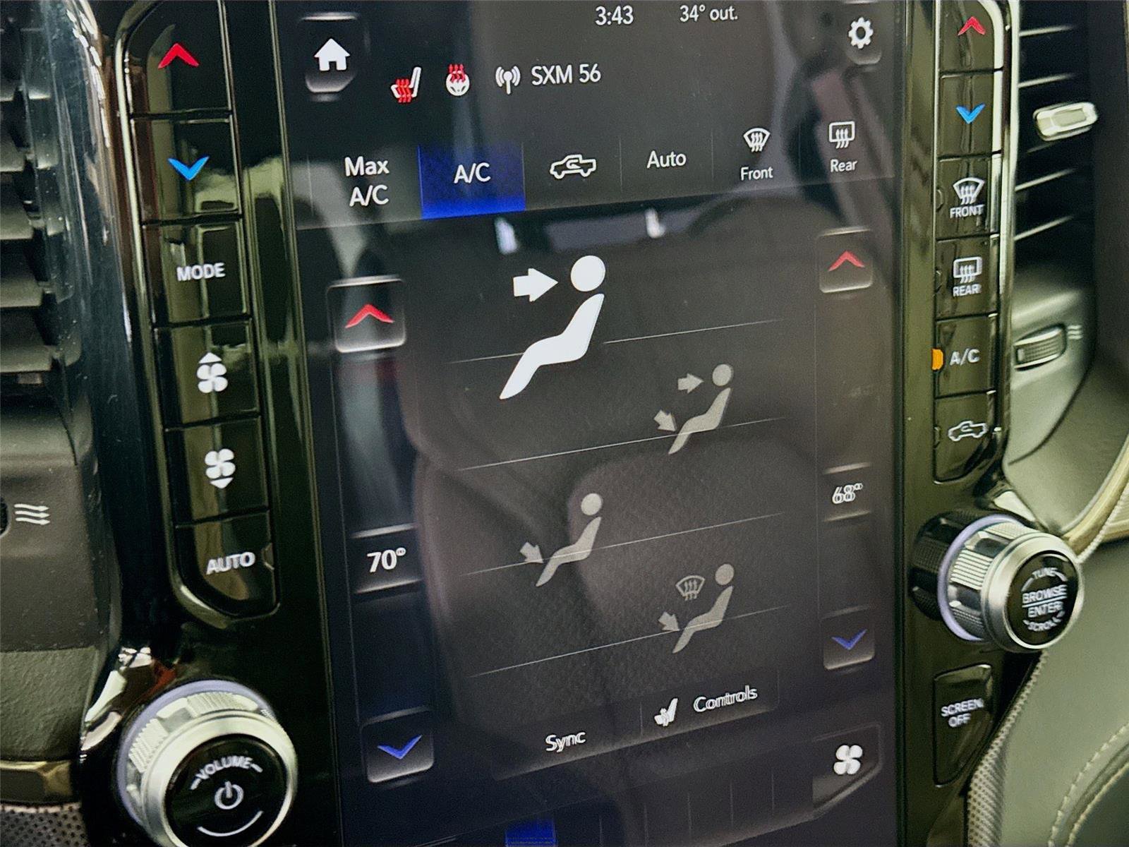 Used 2019 RAM 1500 Limited w/ Advanced Safety Group image 10