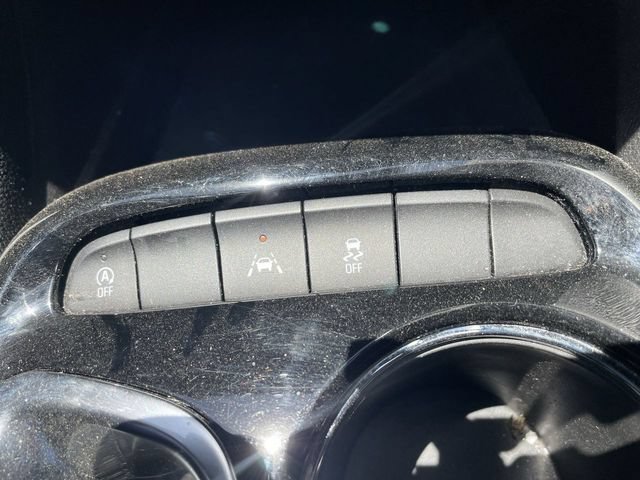 Used 2024 Buick Encore GX Sport Touring FWD image 17
