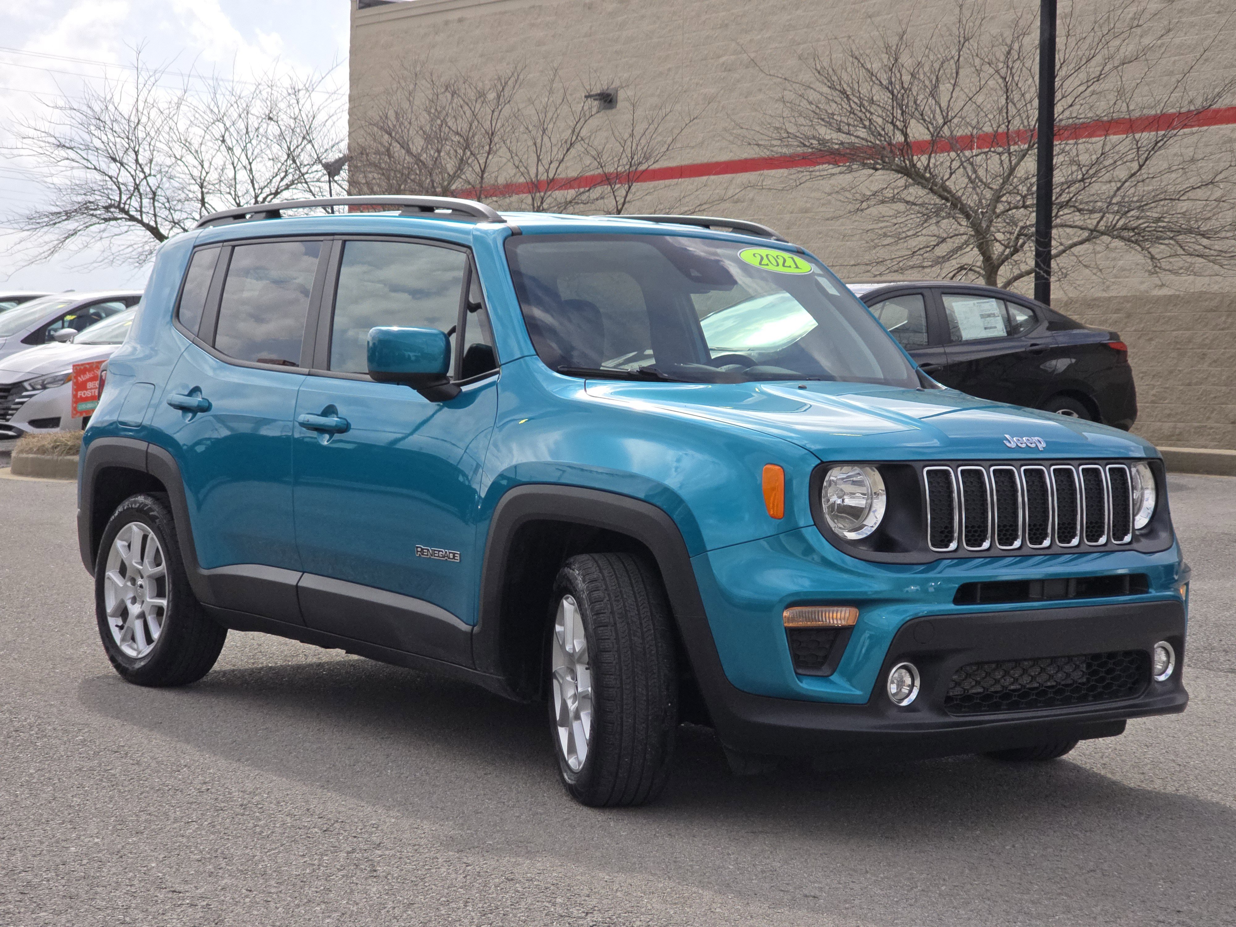 Used 2021 Jeep Renegade Latitude image 11
