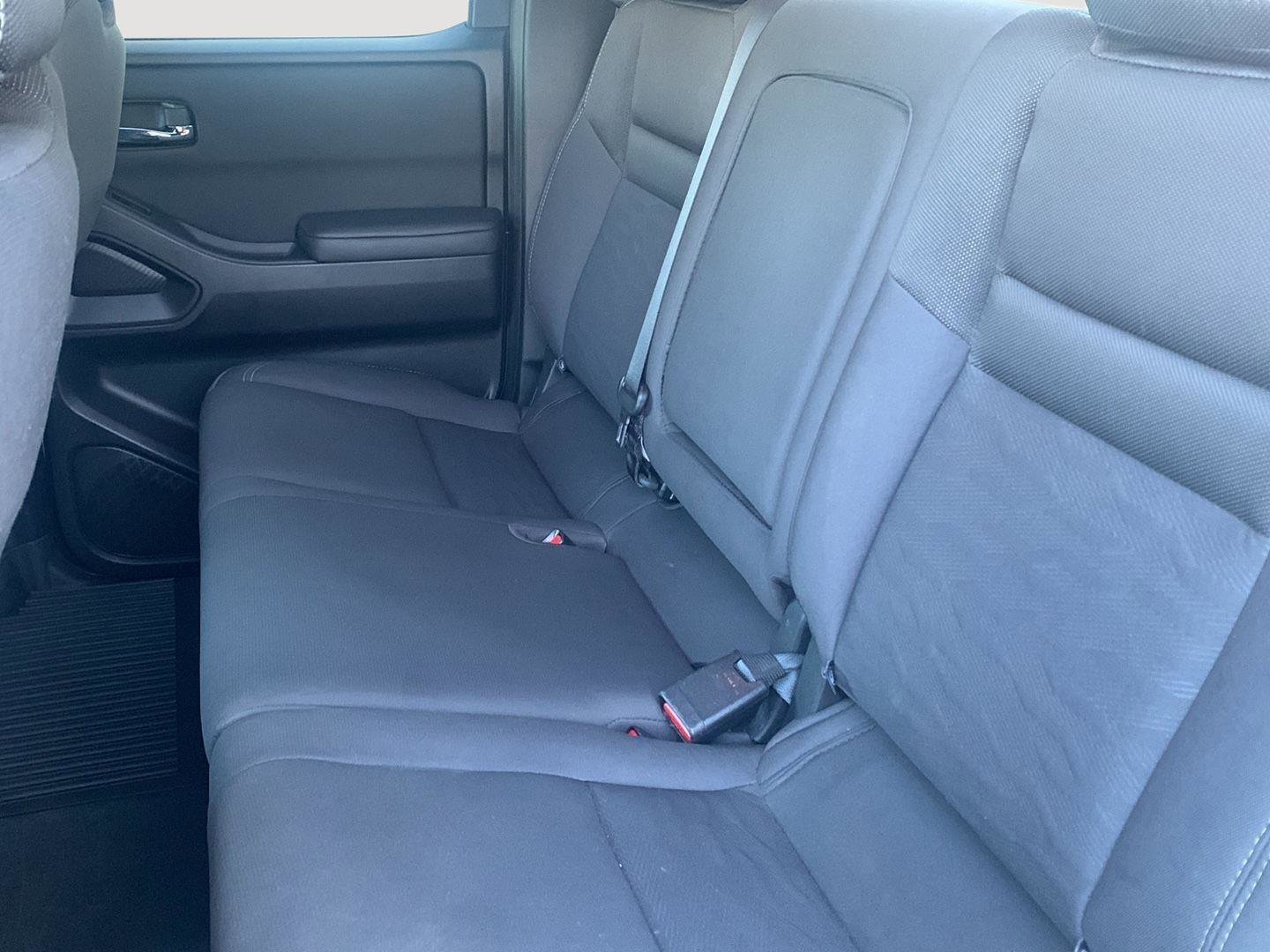 Used 2023 Nissan Frontier SV w/ Midnight Edition Package image 19