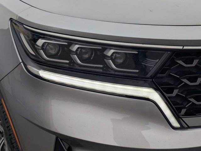 Used 2022 Kia Sorento SX image 9