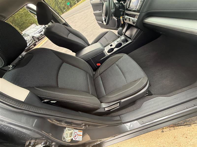 Used 2019 Subaru Outback 2.5i image 24
