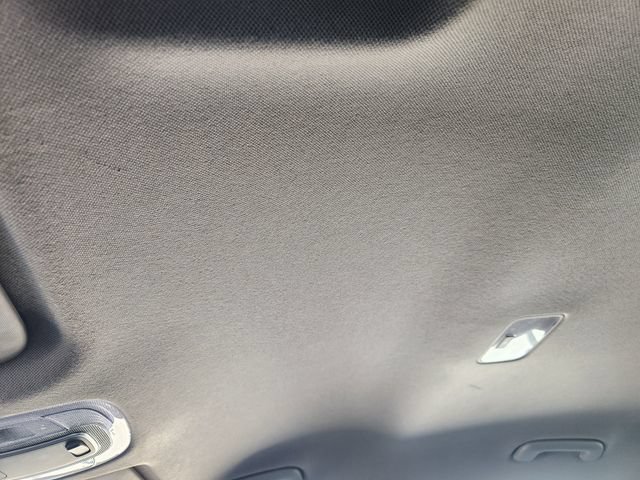 Used 2025 Hyundai Elantra SE FWD image 24