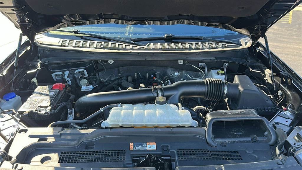 Used 2025 Ford Expedition Active AWD/4WD image 35