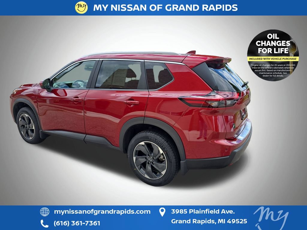 Used 2024 Nissan Rogue SV w/ SV Premium Package AWD/4WD image 6