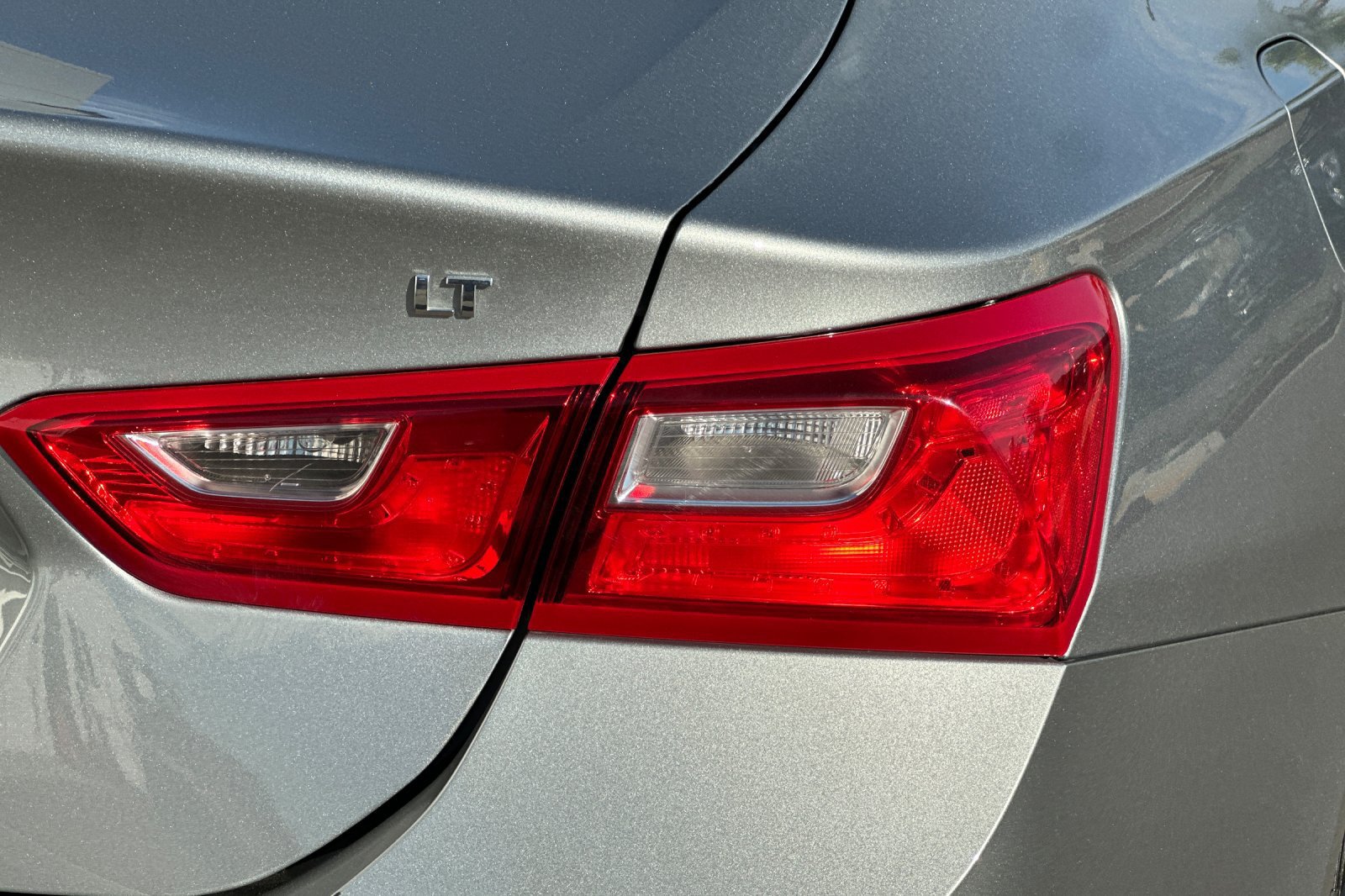 Used 2024 Chevrolet Malibu LT FWD image 36