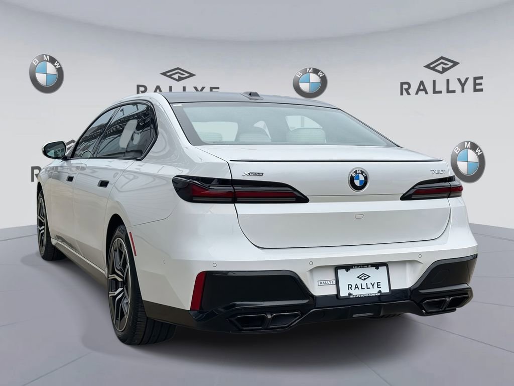 Certified 2025 BMW 760i xDrive w/ Premium Package AWD/4WD image 6