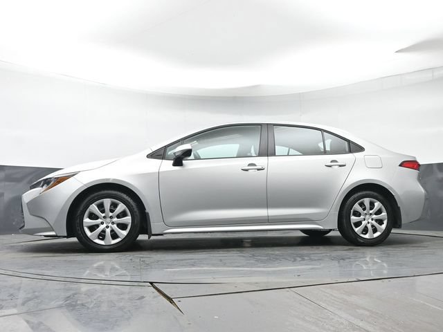 Certified 2025 Toyota Corolla LE FWD image 26