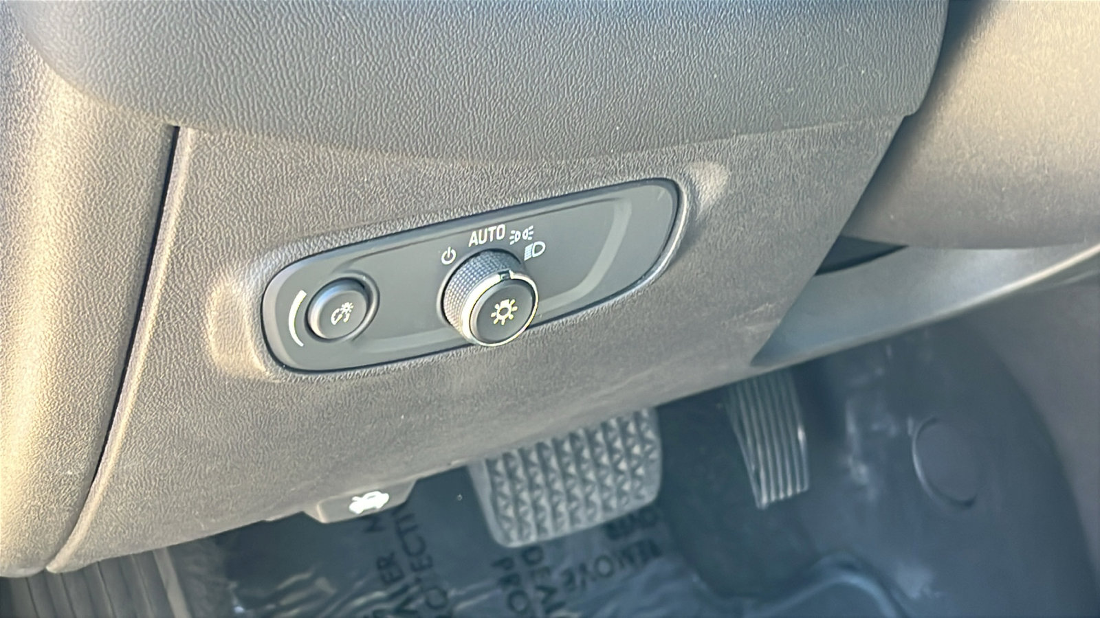 Certified 2024 Chevrolet Equinox LT image 13