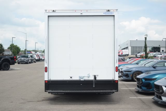 New 2027 Ford E-450 and Econoline 450 Super Duty w/ Power Equipment Group RWD image 19