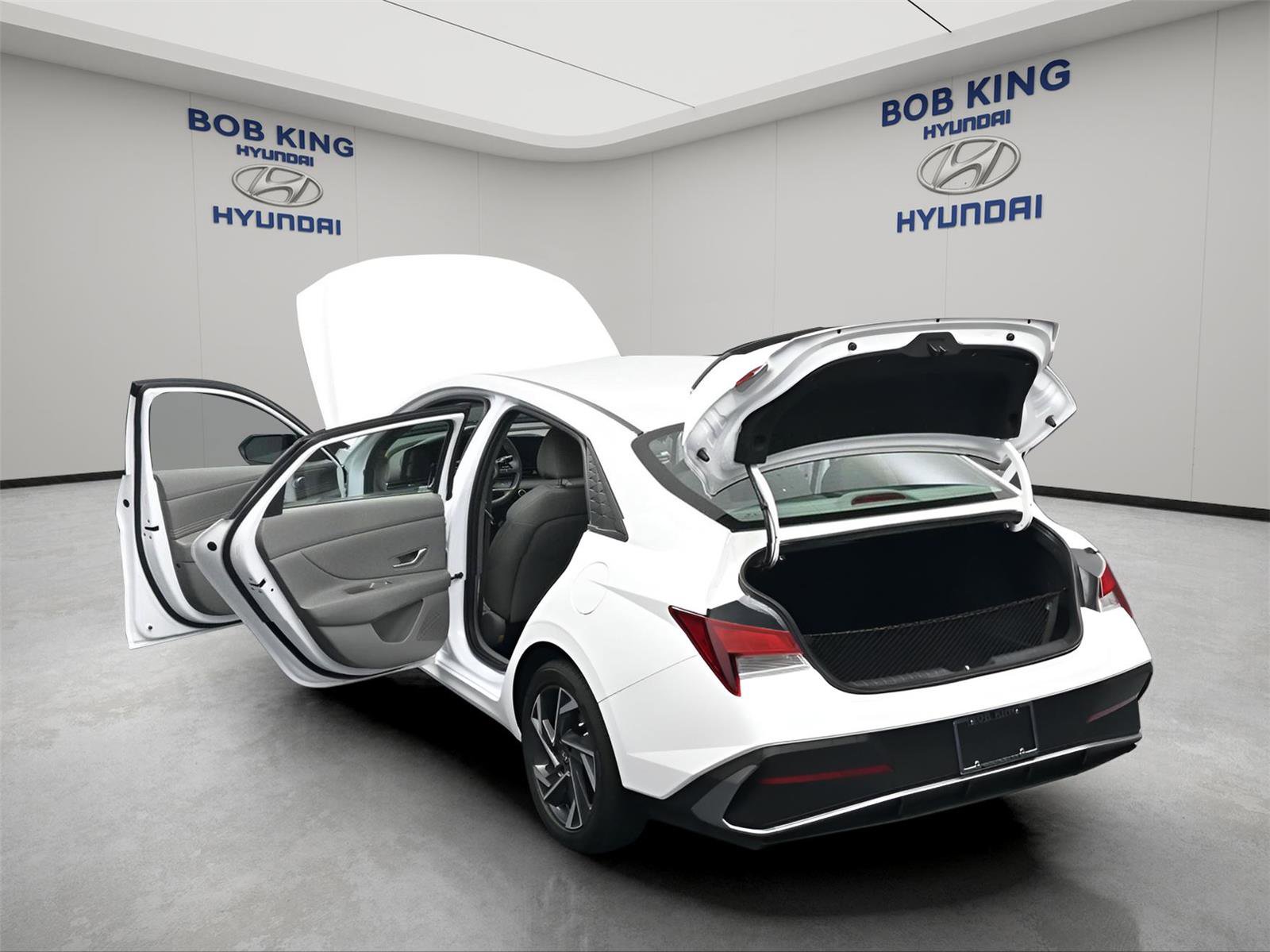 Certified 2025 Hyundai Elantra Sport image 17