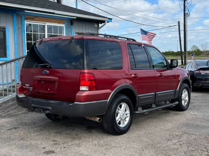 Used 2005 Ford Expedition XLT image 6