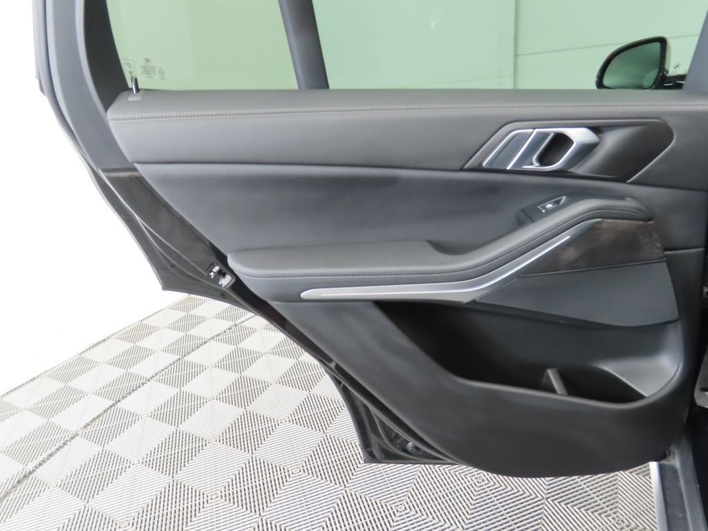 Certified 2022 BMW X5 xDrive40i w/ Premium Package image 26