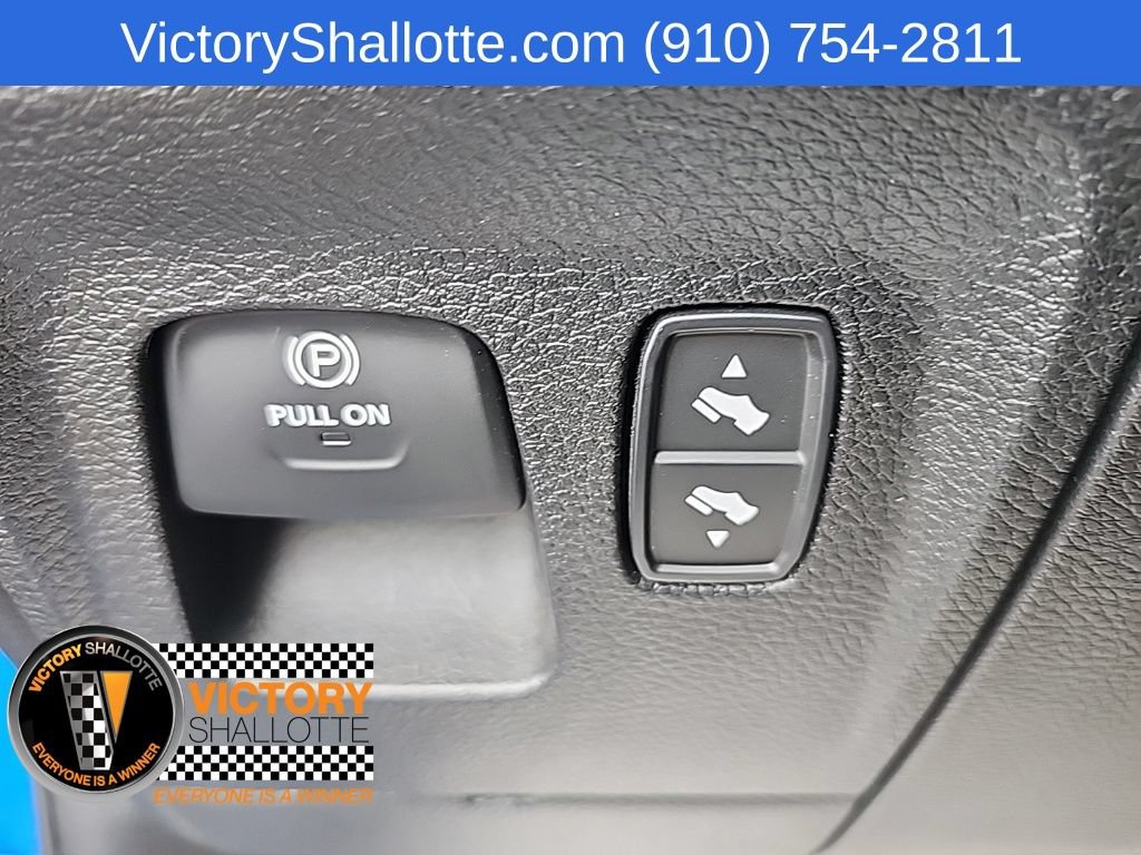 Certified 2025 RAM 1500 Big Horn AWD/4WD image 18