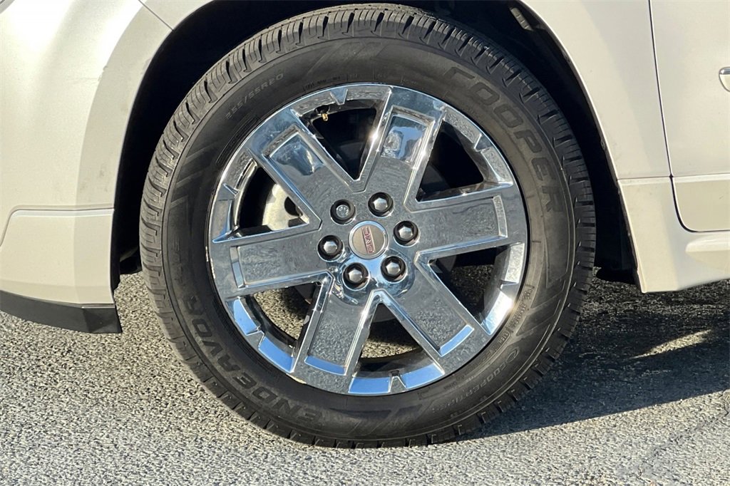 Used 2016 GMC Acadia Denali image 25