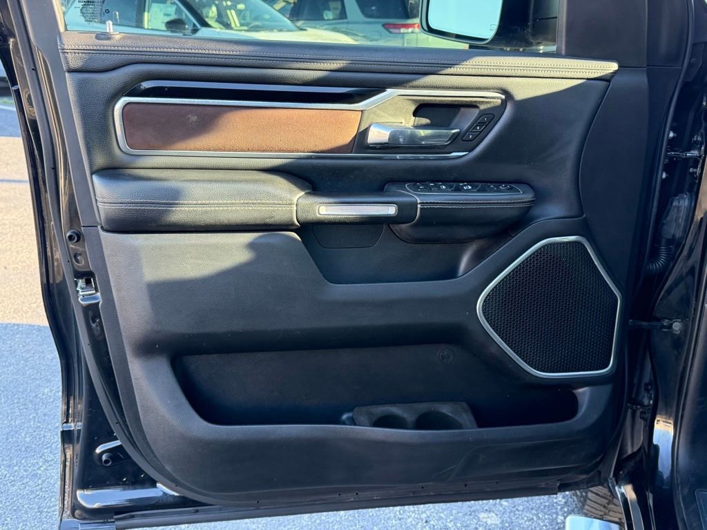 Used 2021 RAM 1500 Laramie w/ Sport Appearance Package image 13
