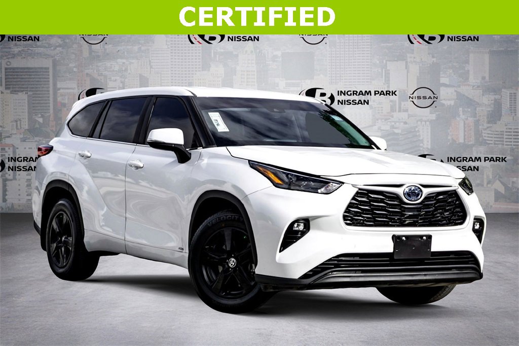 Used 2023 Toyota Highlander LE