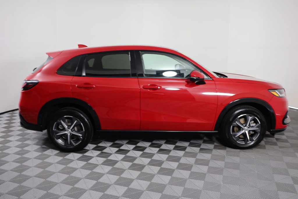 Used 2025 Honda HR-V EX-L image 8