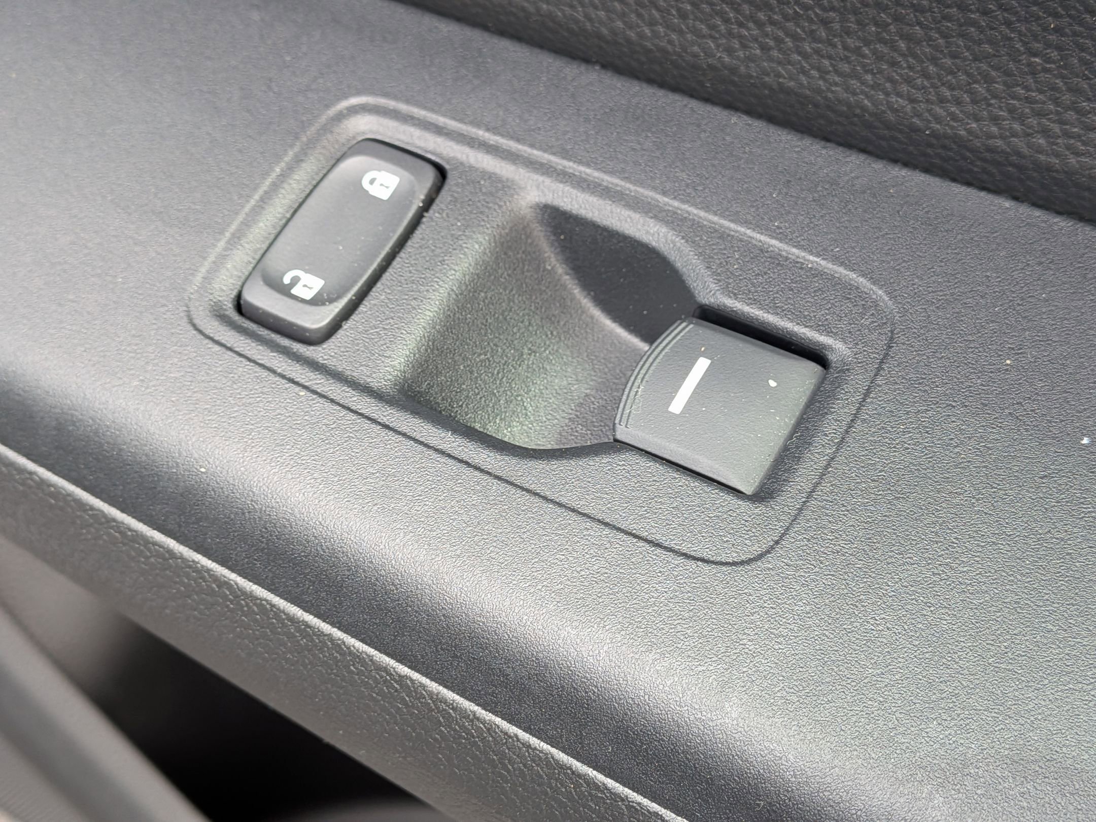 Used 2025 Honda CR-V Sport-L image 35