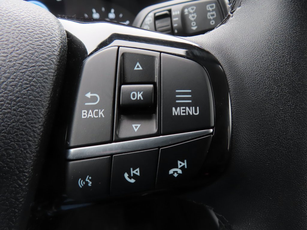 Used 2022 Ford Escape SEL image 22