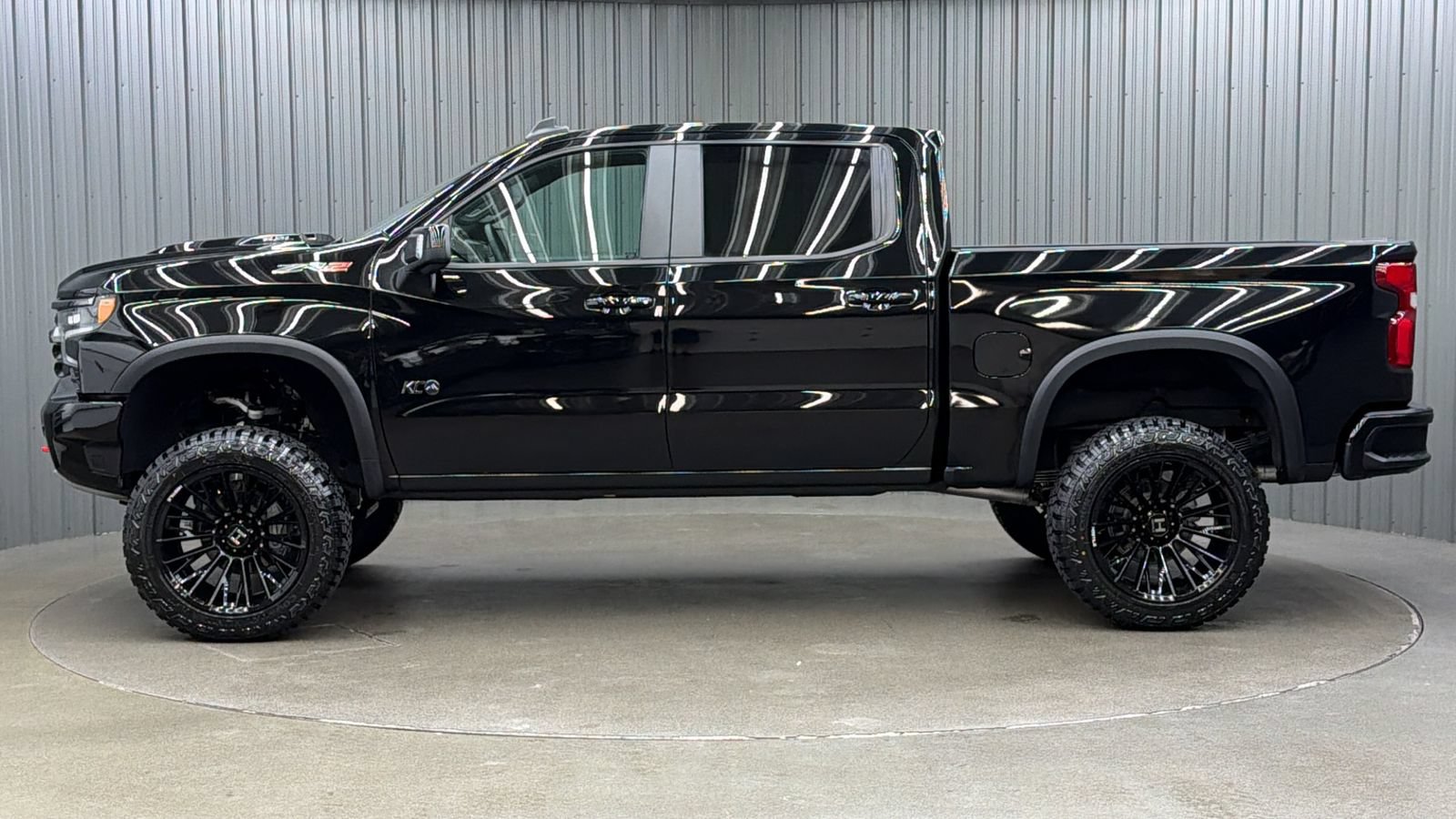 Used 2026 Chevrolet Silverado 1500 ZR2 AWD/4WD image 2