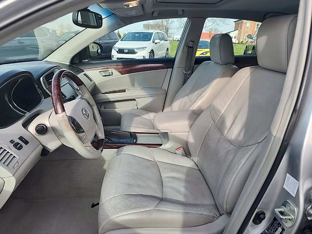 Used 2012 Toyota Avalon Limited image 12