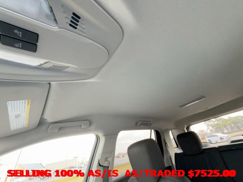 Used 2010 GMC Terrain SLE image 25