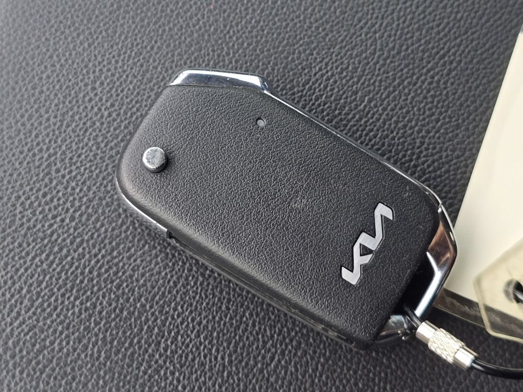 Used 2025 Kia Sportage LX FWD image 31