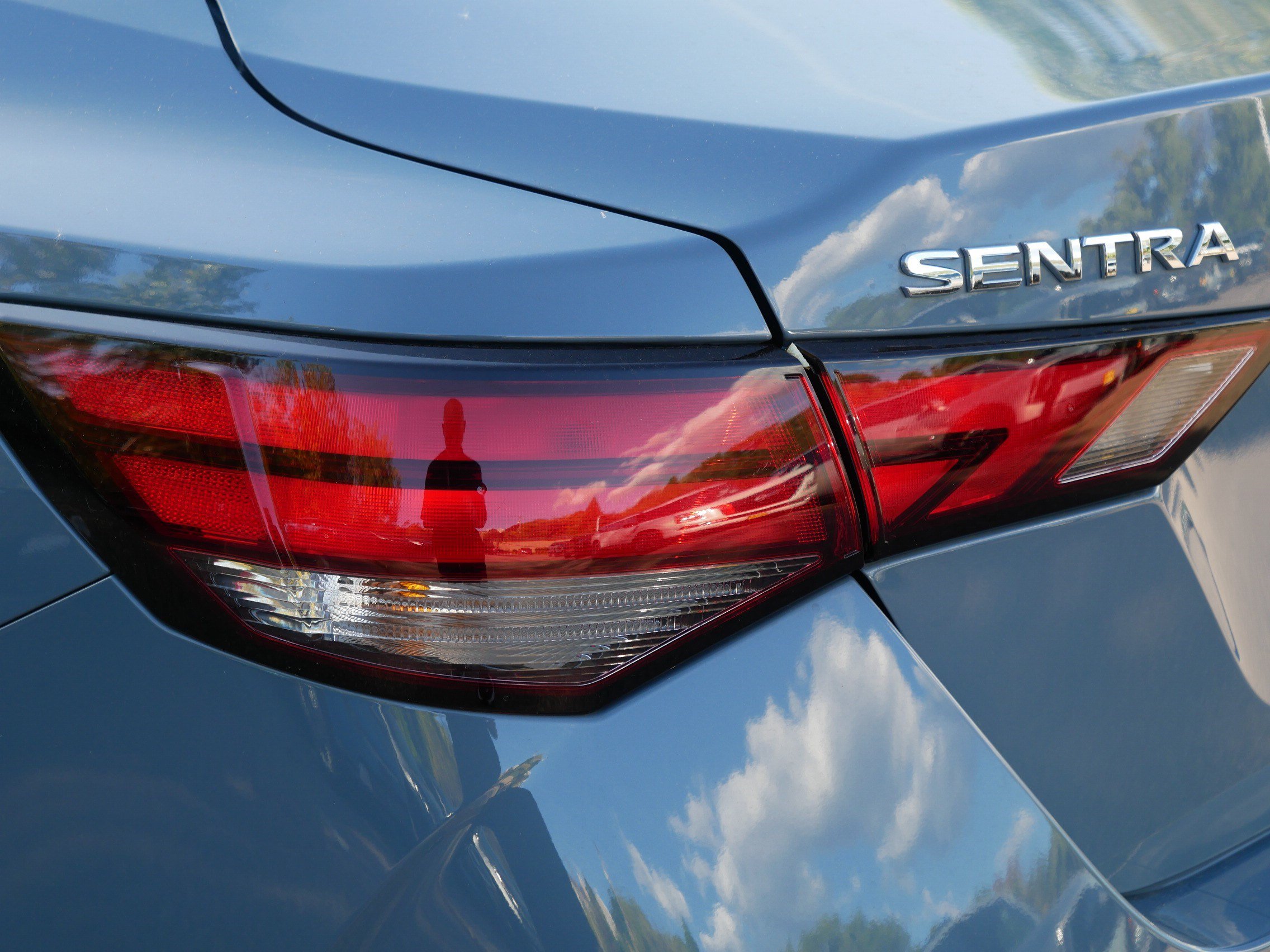 Certified 2024 Nissan Sentra SV FWD image 17