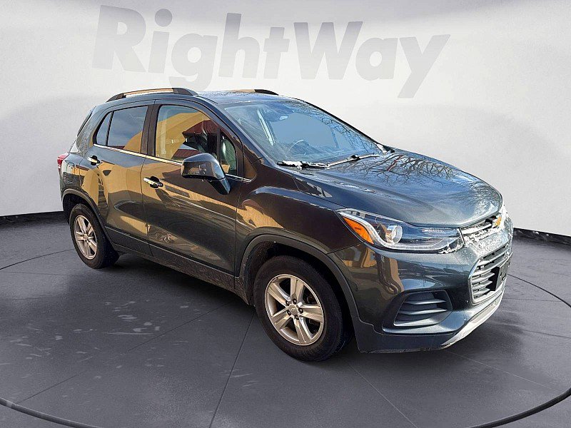 Used 2019 Chevrolet Trax LT w/ LT Convenience Package image 7