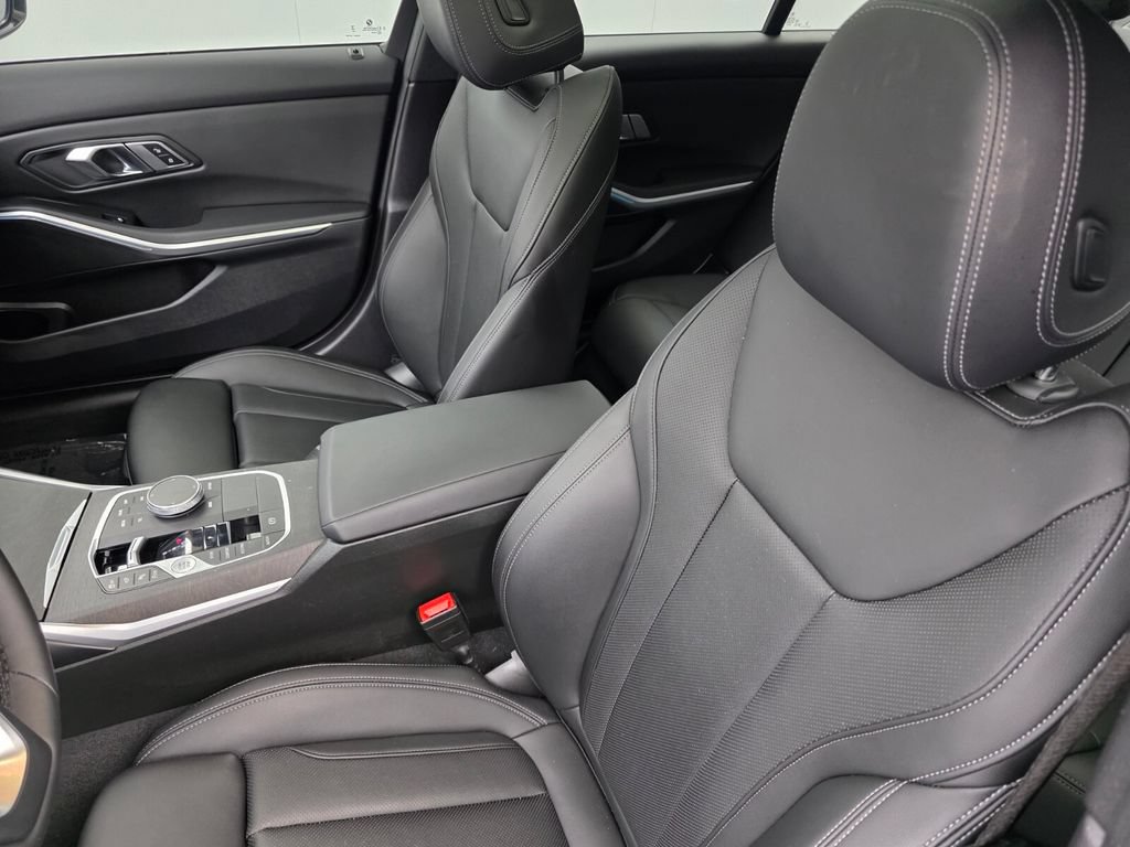 Certified 2023 BMW 330i Sedan w/ Premium Package RWD image 11