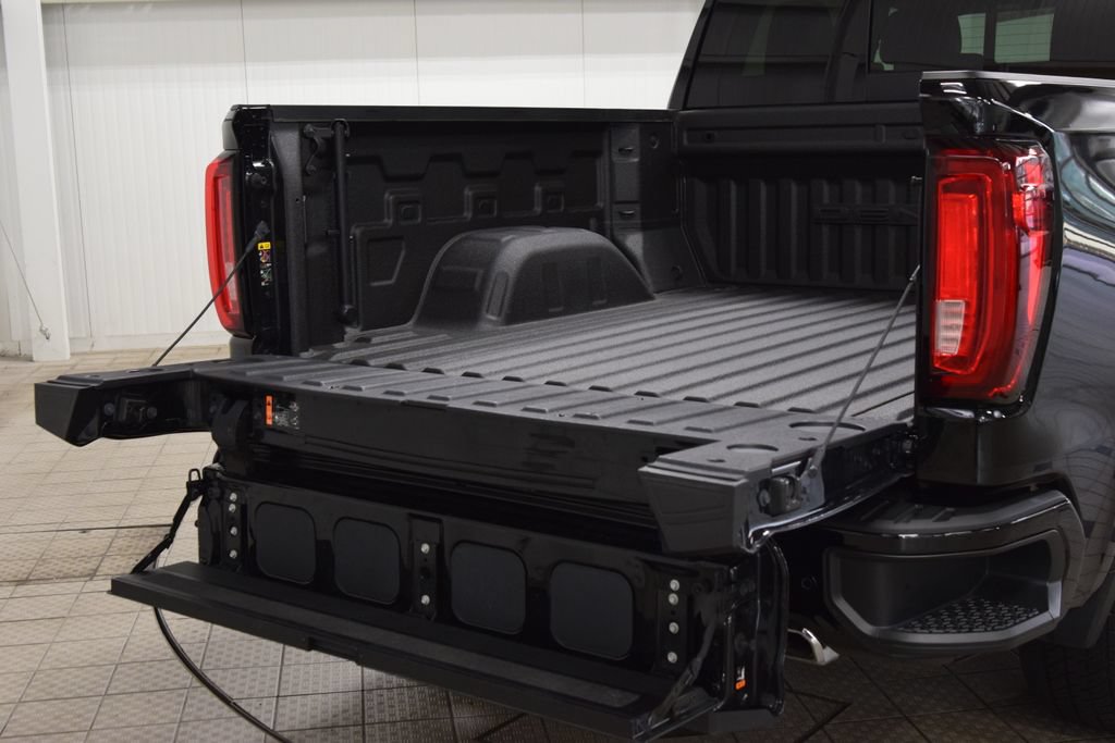 Used 2022 GMC Sierra 1500 Denali w/ Technology Package AWD/4WD image 27