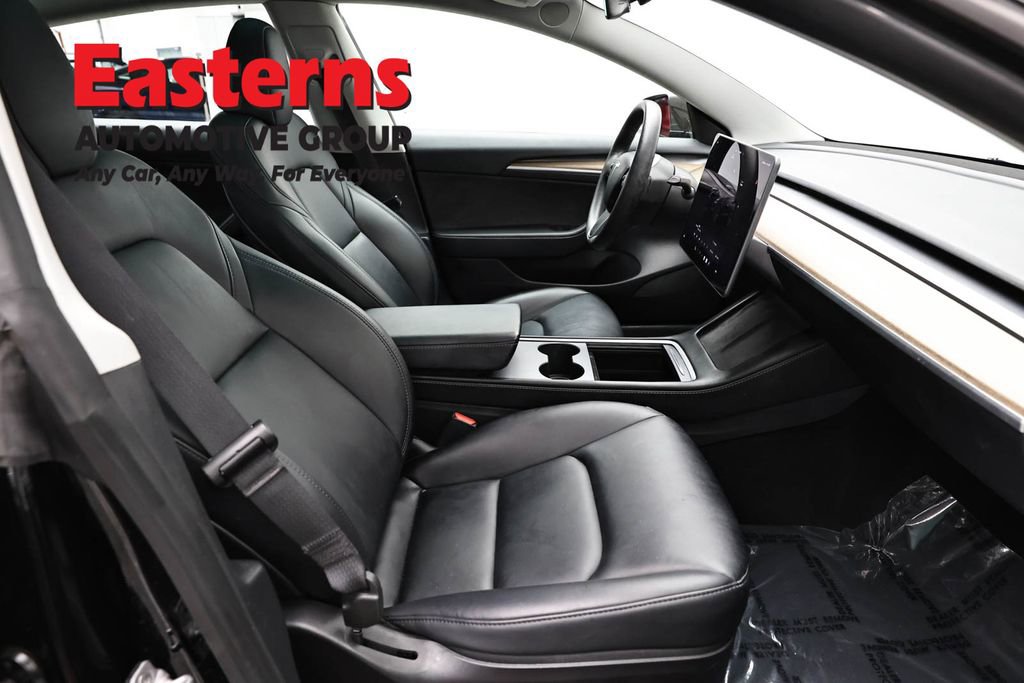 Used 2023 Tesla Model 3 Standard Range image 18