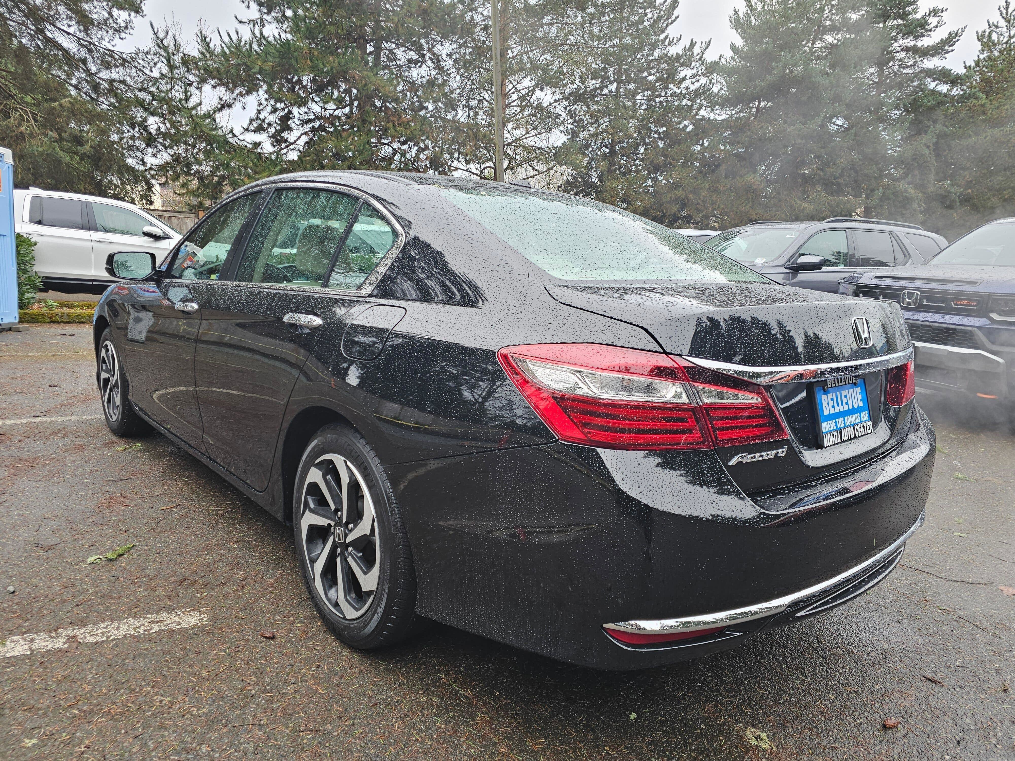 Used 2016 Honda Accord EX image 5