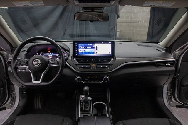 Used 2025 Nissan Altima 2.5 S image 20