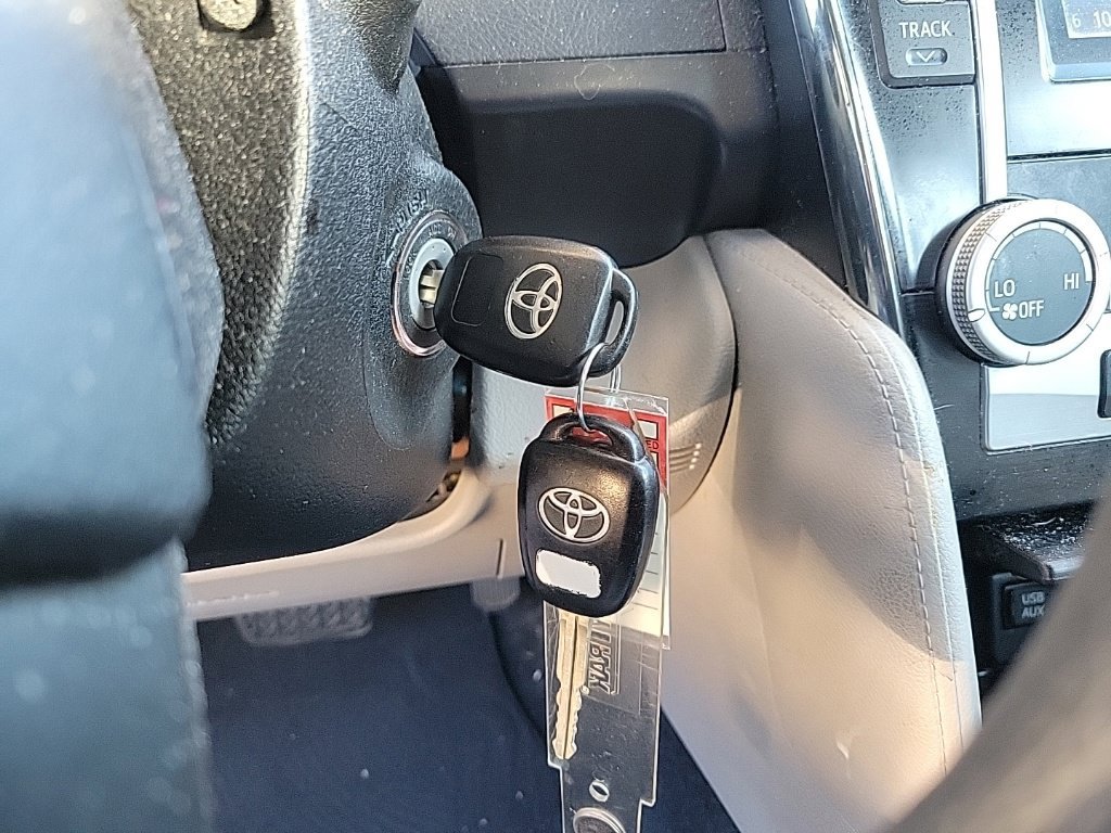 Used 2012 Toyota Camry LE w/ Protection Pkg FWD image 9
